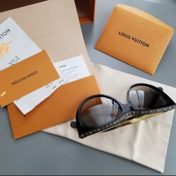 SOLD - Picture 2 of 8